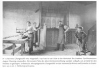 Der Dammer Tischlermeister August Clausing 1906 in seiner Werkstatt - The carpenter August Clausing from Damme in the year 1906 in his workshop; Quelle/source: FRIEMERDING, MIGOWSKI: Damme im Kaiserreich