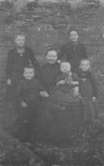 Altes Familienphoto mit bisher nicht bekannten Vorfahren - old family picture with unknown ancestors